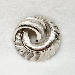 Vintage Silver Tone Coro Swirl Brooch/Pin
